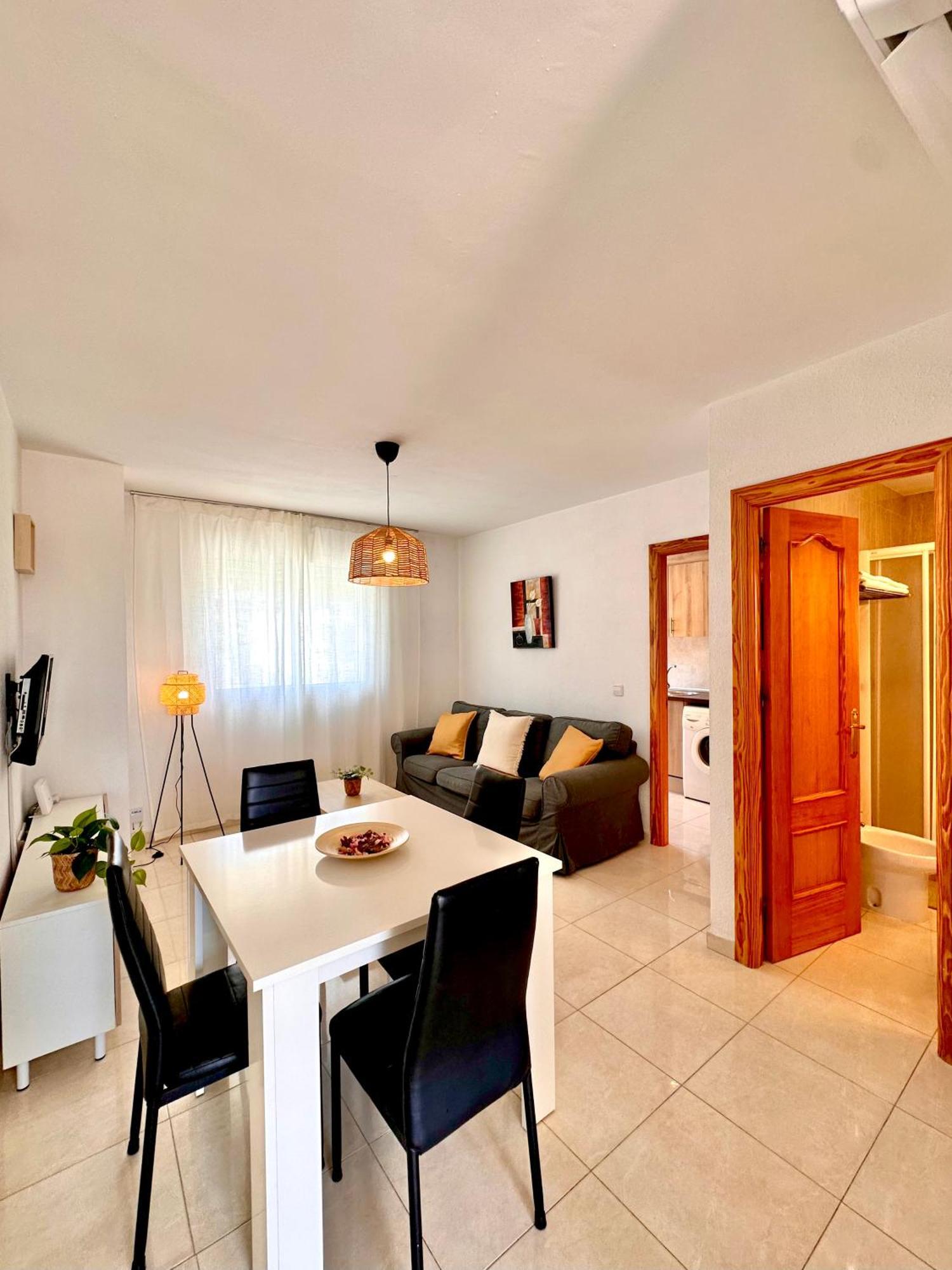 Apartamentos J&K Τορρεμολίνος Εξωτερικό φωτογραφία