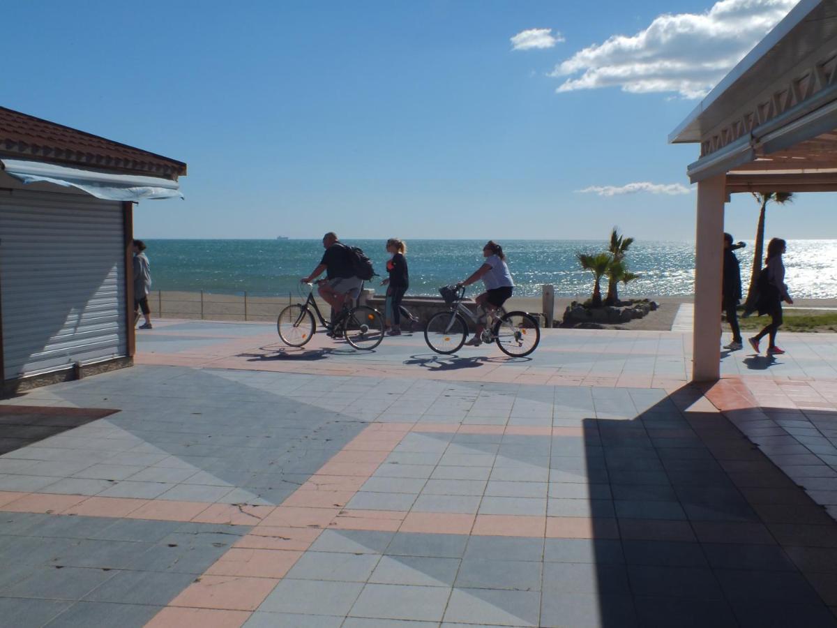 Apartamentos J&K Τορρεμολίνος Εξωτερικό φωτογραφία